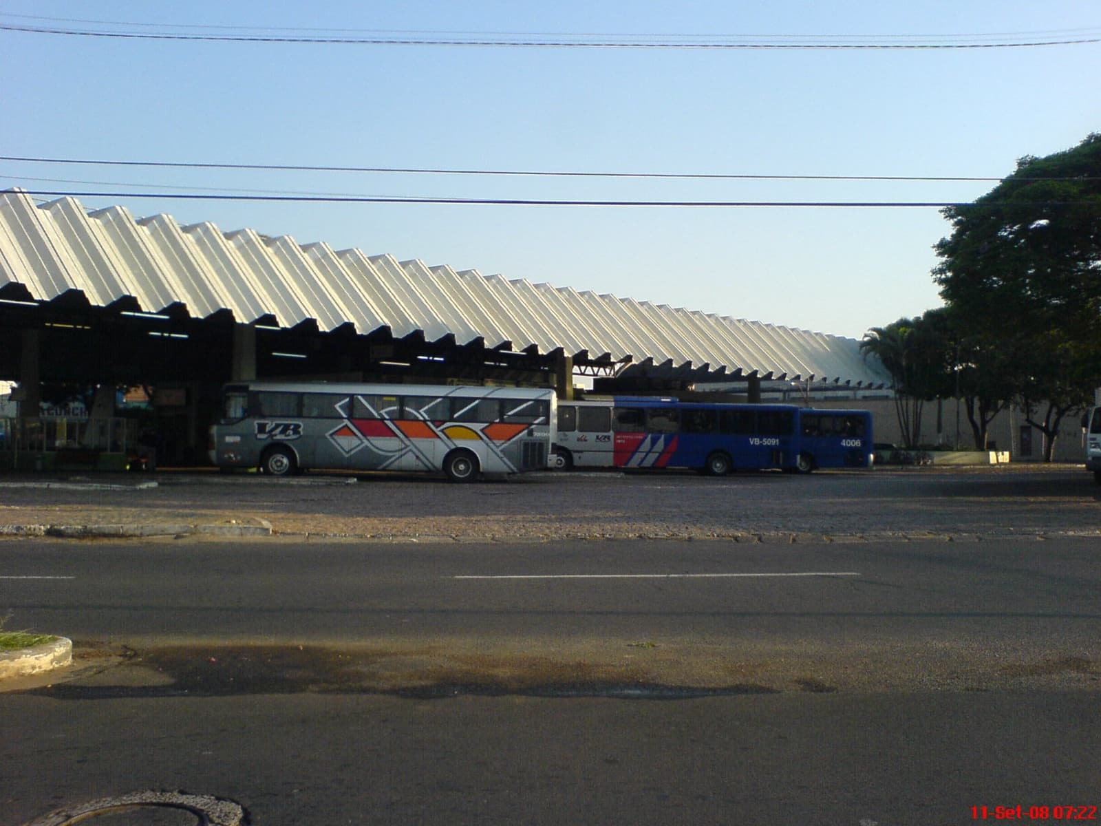 Documentos pra viajar de ônibus 2026: o que é aceito e o que não é (regra ANTT)