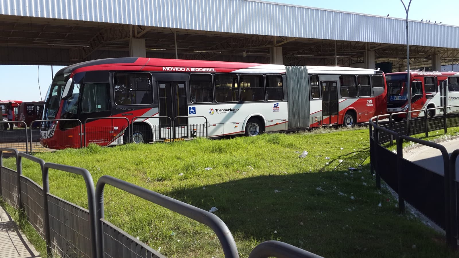 Ônibus rodoviário urbano em Guarulhos, São Paulo